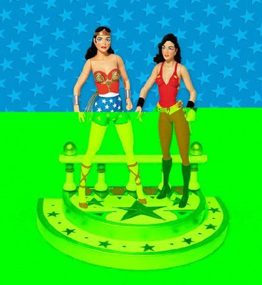 DC Comics Silver Age Wonder Woman And Wonder Girl(Multicolor)