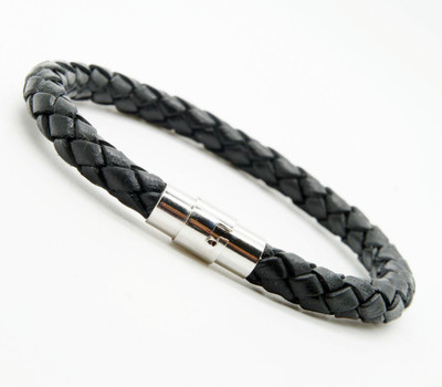 Vaishnavi Leather Bracelet, Black