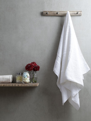 Turkish Bath Cotton 560 GSM Bath Towel(White)