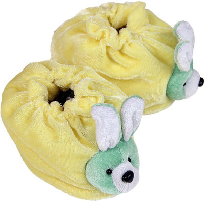 Morisons Baby Dreams Baby Booties(Toe to Heel Length - 11 cm Yellow)