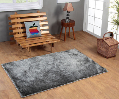 Hand Tex Silver Polyester Carpet(90 cm X 150 cm)
