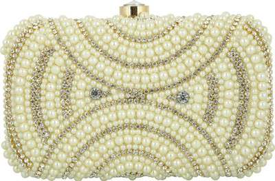 Tooba Handicraft Party Multicolor Clutch
Tooba Handicraft Party Multicolor Clutch