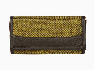 99Cells Casual Green Clutch