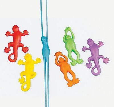 Fun Express 391612 Mini Stretchy Flying Lizards & Frogs Gag Toy