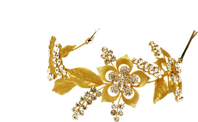 Mansiyaorange Latest wedding fashionable Trendy Comb wedding collection Hair Clip(Gold)
Mansiyaorange Latest wedding fashionable Trendy Comb wedding collection Hair Clip(Gold)