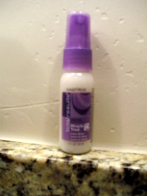 Matrix Total Results Color Care Miracle Treat Lotion Spray For Unisex Spray(30 ml)
Matrix Total Results Color Care Miracle Treat Lotion Spray For Unisex Spray(30 ml)