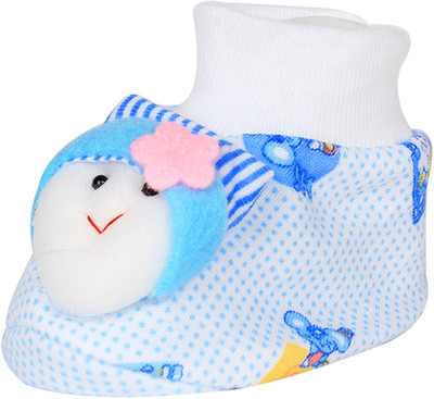 Ole Baby Cute Faces Plush Soft Organic Cotton 3d Ole Toons 0-9 Months Booties(Toe to Heel Length - 10 cm Orange)
Ole Baby Cute Faces Plush Soft Organic Cotton 3d Ole Toons 0-9 Months Booties(Toe to Heel Length - 10 cm Orange)