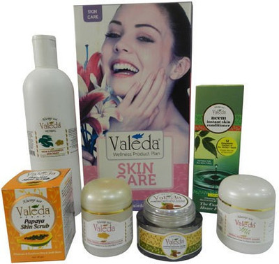Valeda Herbal Foot Care Kit - From 'The House of Doctors' - Since 1988(760 g, Set of 6)
Valeda Herbal Foot Care Kit - From 'The House of Doctors' - Since 1988(760 g, Set of 6)