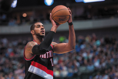 RadhaKripa LaMarcus Aldridge Poster Paper Print(18 inch X 12 inch, Rolled)