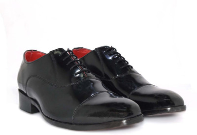 Alberto Calza Genuine Leather Patent Oxford, Partywear, Patent Leather Party Wear For Men(Black
Alberto Calza Genuine Leather Patent Oxford, Partywear, Patent Leather Party Wear For Men(Black
