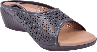 DICY Women Black Flats
