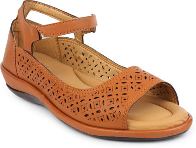 Doctor Soft Women Beige Wedges