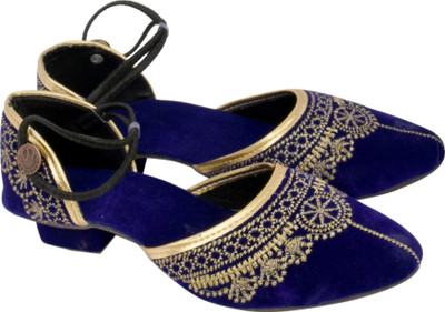 Decot Paradise Jaipuri Prints Maroon Flat Ethnic Footwear Bellies For Women(Purple, Purple::gold
Decot Paradise Jaipuri Prints Maroon Flat Ethnic Footwear Bellies For Women(Purple, Purple::gold