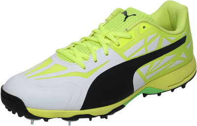 Puma evoSPEED 1.5 Cricket Spike Cricket Shoes For Men(White