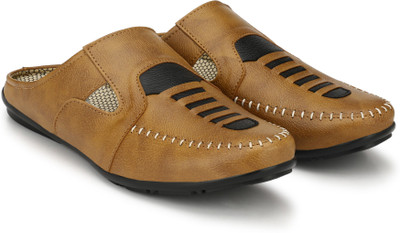 LAYASA Men BEIGE Casual