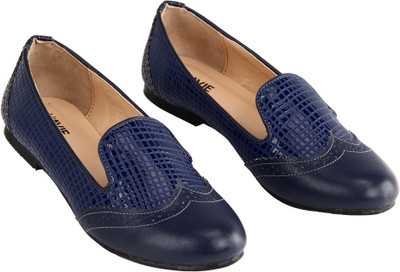 Lavie LAVIE BALLERINA Bellies For Women(Blue, Navy