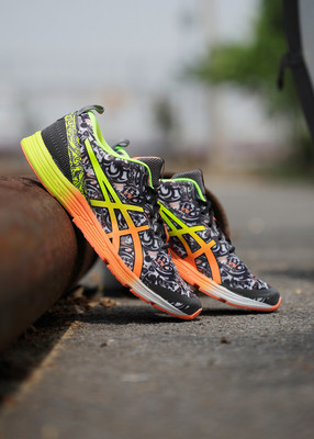 Asics GEL-HYPER TRI 2 Running Shoes For Men(Black, Multicolor, Black/hot orange/flash yellow
Asics GEL-HYPER TRI 2 Running Shoes For Men(Black, Multicolor, Black/hot orange/flash yellow
