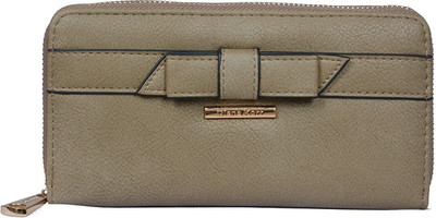 Diana Korr Casual Khaki Clutch