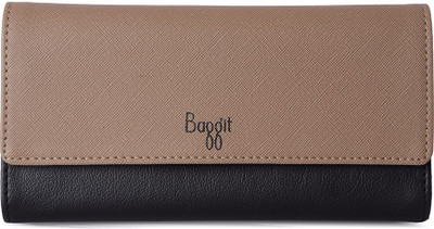 Baggit Casual Beige Clutch