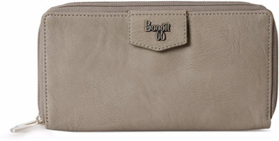 Baggit Casual Beige Clutch
Baggit Casual Beige Clutch