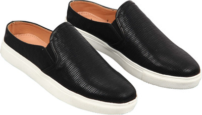 Lavie Women Black Flats