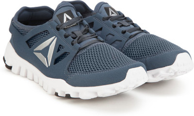 REEBOK TRAVEL TR PRO Training Shoes For Men(Blue, Silver, Indigo/white/metsil/black
REEBOK TRAVEL TR PRO Training Shoes For Men(Blue, Silver, Indigo/white/metsil/black