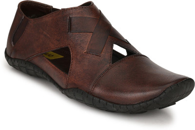 Peponi Men Brown Sandals