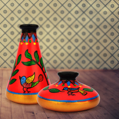 iHandikart Handpainted Terracotta Warli Pots 4 Inch (Set of 2) 7010-13 Vase Filler(Table Pots)
iHandikart Handpainted Terracotta Warli Pots 4 Inch (Set of 2) 7010-13 Vase Filler(Table Pots)