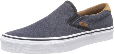 Vans VN000SFOI0F Slip On Sneakers For Men(Blue
