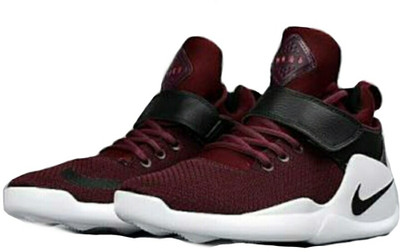 Airmax Kwazi Basketball Shoes For Men(Black, Maroon