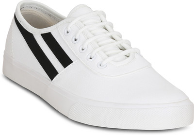 Get Glamr Ollano Low-Top Sneakers For Men(White