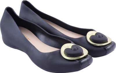 Adorn Women Black Bellies