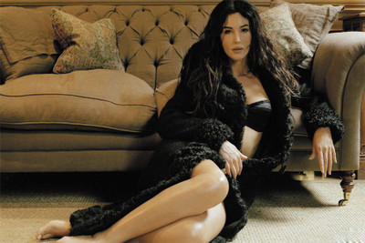 monica bellucci poster34 Paper Print(18 inch X 12 inch, Rolled)