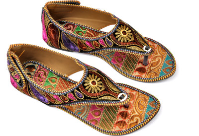 Fashbeat Women Multi Color Flats
Fashbeat Women Multi Color Flats