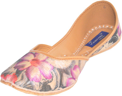 Tamanna Punjabi Traditional Ethnic Juttis Khussa Flat Bellies For Women(Multicolor, White
Tamanna Punjabi Traditional Ethnic Juttis Khussa Flat Bellies For Women(Multicolor, White