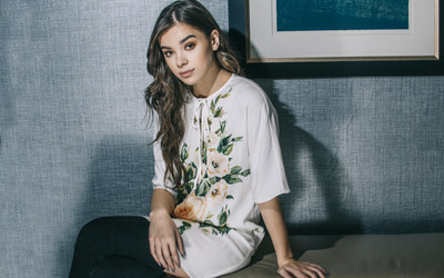 Hailee Steinfeld 2016 5K celebrities ON FINE ART PAPER ON 24X36 LARGE POSTER Photographic Paper(36 inch X 24 inch, Rolled)
Hailee Steinfeld 2016 5K celebrities ON FINE ART PAPER ON 24X36 LARGE POSTER Photographic Paper(36 inch X 24 inch, Rolled)