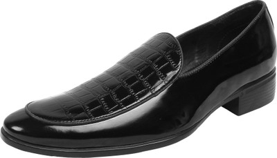 SASSIE Slip On For Men(Black