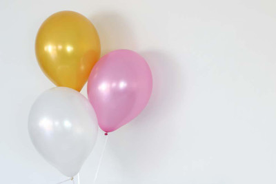 TOYXE Solid 40414 Princess Theme Pearlized Metallic HD Latex Toy Balloon(Pink, White, Gold, Pack of 100)
TOYXE Solid 40414 Princess Theme Pearlized Metallic HD Latex Toy Balloon(Pink, White, Gold, Pack of 100)