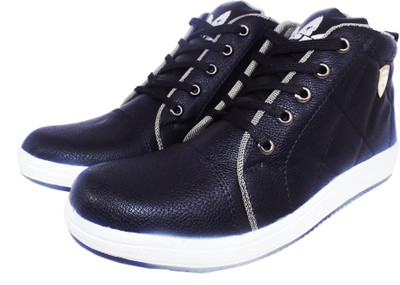 TOIZ MEN BLACK CASUAL SHOES Casuals For Men(Black