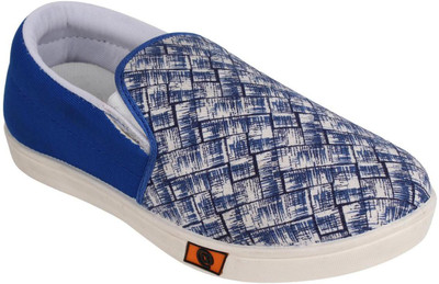 Shoefly Blue - 370 Slip On Sneakers For Men(Blue, White