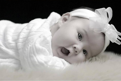 Aabhaas Wall Poster For Room Cute Adorable Baby Child's Love New Born Infant Kids Toddlers Smiling Paper Print(12 inch X 18 inch, Rolled)
Aabhaas Wall Poster For Room Cute Adorable Baby Child's Love New Born Infant Kids Toddlers Smiling Paper Print(12 inch X 18 inch, Rolled)