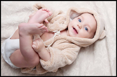 Aabhaas Wall Poster For Room Cute Adorable Baby Child's Love New Born Infant Kids Toddlers Smiling Paper Print(12 inch X 18 inch, Rolled)
Aabhaas Wall Poster For Room Cute Adorable Baby Child's Love New Born Infant Kids Toddlers Smiling Paper Print(12 inch X 18 inch, Rolled)