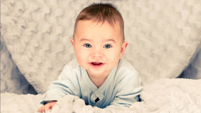 Aabhaas Wall Poster For Room Cute Adorable Baby Child's Love New Born Infant Kids Toddlers Smiling Paper Print(12 inch X 18 inch, Rolled)
Aabhaas Wall Poster For Room Cute Adorable Baby Child's Love New Born Infant Kids Toddlers Smiling Paper Print(12 inch X 18 inch, Rolled)
