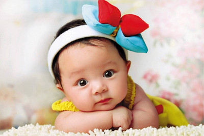 Akhuratha Wall Poster For Room Cute Adorable Baby Child's Love New Born Infant Kids Toddlers Smiling Paper Print(12 inch X 18 inch, Rolled)
Akhuratha Wall Poster For Room Cute Adorable Baby Child's Love New Born Infant Kids Toddlers Smiling Paper Print(12 inch X 18 inch, Rolled)