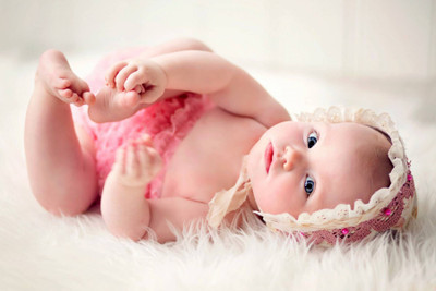 Akhuratha Wall Poster For Room Cute Adorable Baby Child's Love New Born Infant Kids Toddlers Smiling Paper Print(12 inch X 18 inch, Rolled)
Akhuratha Wall Poster For Room Cute Adorable Baby Child's Love New Born Infant Kids Toddlers Smiling Paper Print(12 inch X 18 inch, Rolled)