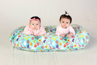 Akhuratha Wall Poster For Room Cute Adorable Baby Child's Love New Born Infant Kids Toddlers Smiling Paper Print(12 inch X 18 inch, Rolled)
Akhuratha Wall Poster For Room Cute Adorable Baby Child's Love New Born Infant Kids Toddlers Smiling Paper Print(12 inch X 18 inch, Rolled)