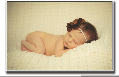 Akhuratha Wall Poster For Room Cute Adorable Baby Child's Love New Born Infant Kids Toddlers Smiling Paper Print(12 inch X 18 inch, Rolled)
Akhuratha Wall Poster For Room Cute Adorable Baby Child's Love New Born Infant Kids Toddlers Smiling Paper Print(12 inch X 18 inch, Rolled)