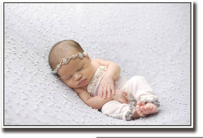 Akhuratha Wall Poster For Room Cute Adorable Baby Child's Love New Born Infant Kids Toddlers Smiling Paper Print(12 inch X 18 inch, Rolled)
Akhuratha Wall Poster For Room Cute Adorable Baby Child's Love New Born Infant Kids Toddlers Smiling Paper Print(12 inch X 18 inch, Rolled)