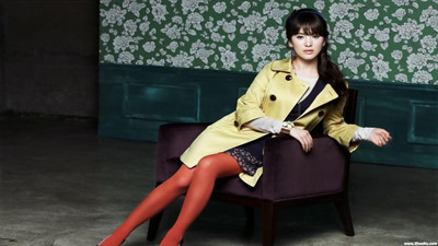 Song Hye kyo Actresses South Korea Korean Actress HD Wall Poster Print Poster on LARGE PRINT 36X24 INCHES Photographic Paper(36 inch X 24 inch, Rolled)
Song Hye kyo Actresses South Korea Korean Actress HD Wall Poster Print Poster on LARGE PRINT 36X24 INCHES Photographic Paper(36 inch X 24 inch, Rolled)