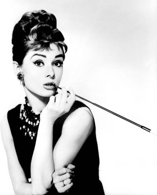 Wall Poster Audrey Hepburn Print Poster on 13x19 Inches Paper Print(19 inch X 13 inch, Rolled)
Wall Poster Audrey Hepburn Print Poster on 13x19 Inches Paper Print(19 inch X 13 inch, Rolled)